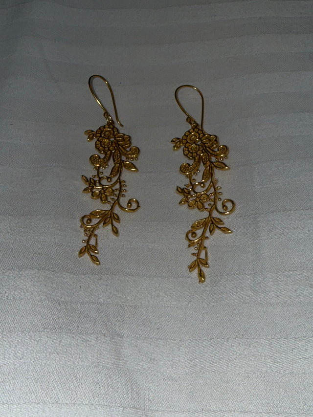 Nomi AM-17 — gold tone