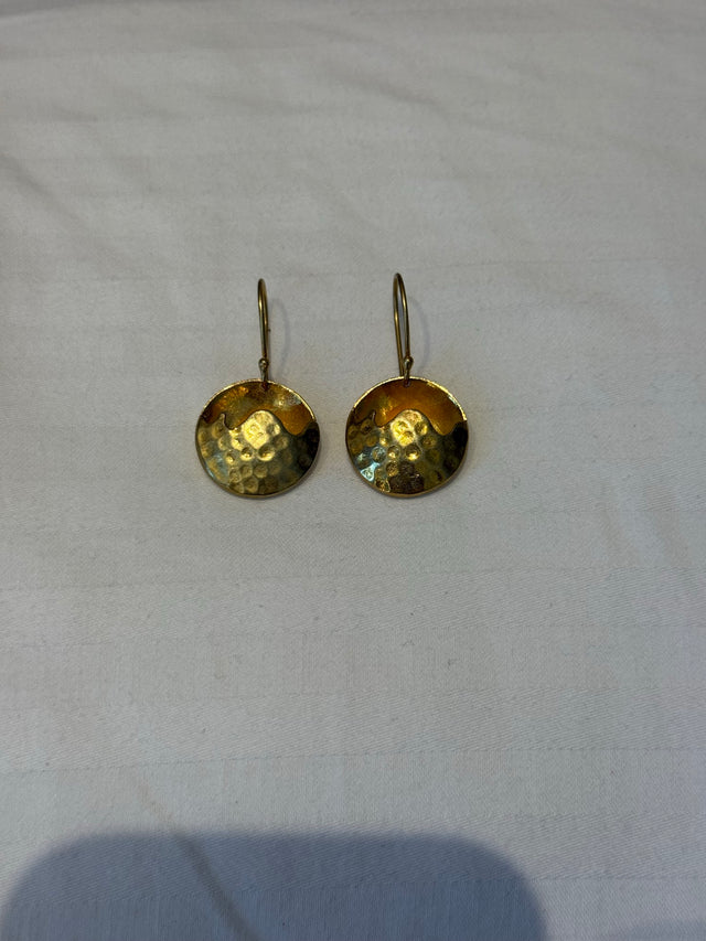 Nomi BM-05 — gold tone
